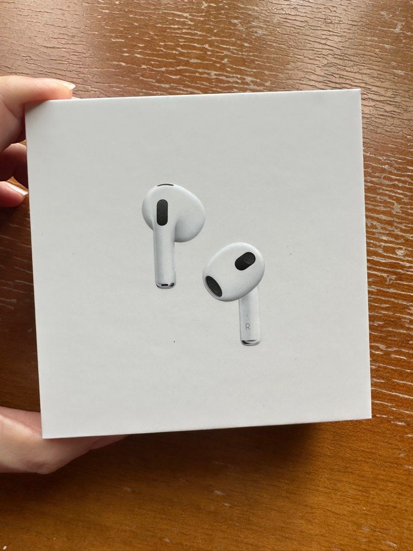 全新未開封!AirPods (第3 代) 配備MagSafe 充電盒, 音響器材, 耳機