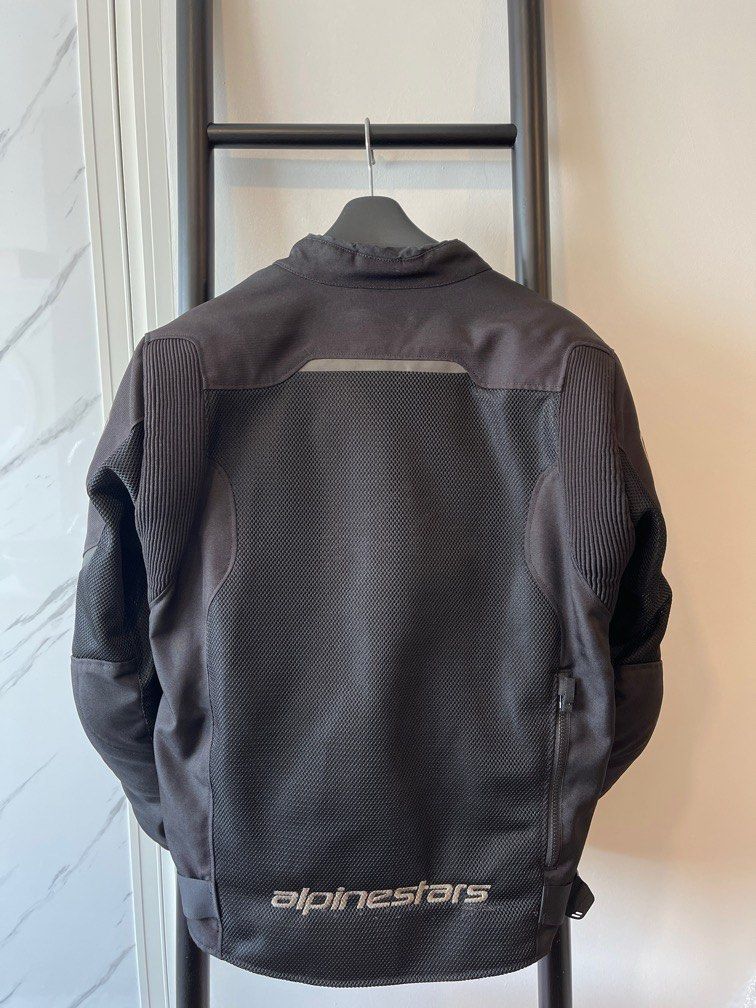 Wake air jacket sale