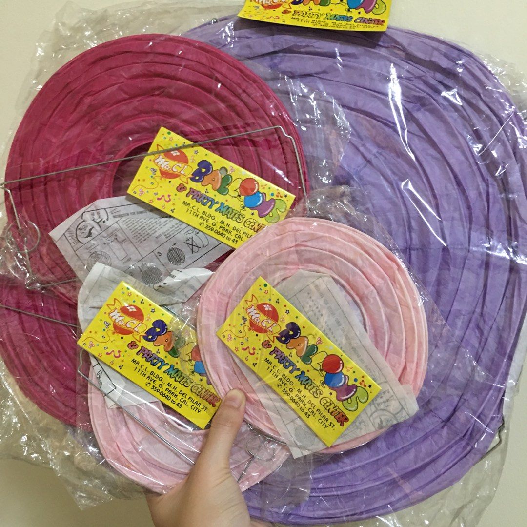 Assorted Paper Lanterns Bundle (Category: Occasions & Party Supplies) located in Caloocan City. Submitted by wearweare (Listing ID 1258927209, Image 3). Description: 6 pcs bundle 3 colors/ 3 sizes.