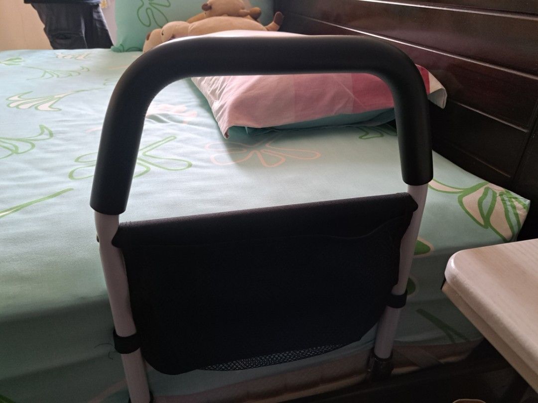Bed Rail for Elderly (Short Rail), Health & Nutrition, Assistive