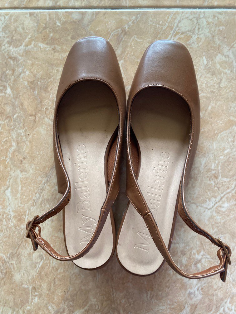 Bellarine Shoes, Women's Fashion, Footwear, Flats on Carousell