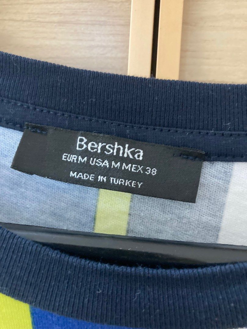 BERSHKA Striped T Shirt (Category: Tshirts & Polo Shirts ) located in Quezon City. Submitted by curtstore (Listing ID 1258933355, Image 2). Description: Condition: Like New (Worn Twice only) Size: Medium (M) Shipping Fee: c/o buyer Location: Quezon City MOP: GCash Chat me if interested!.