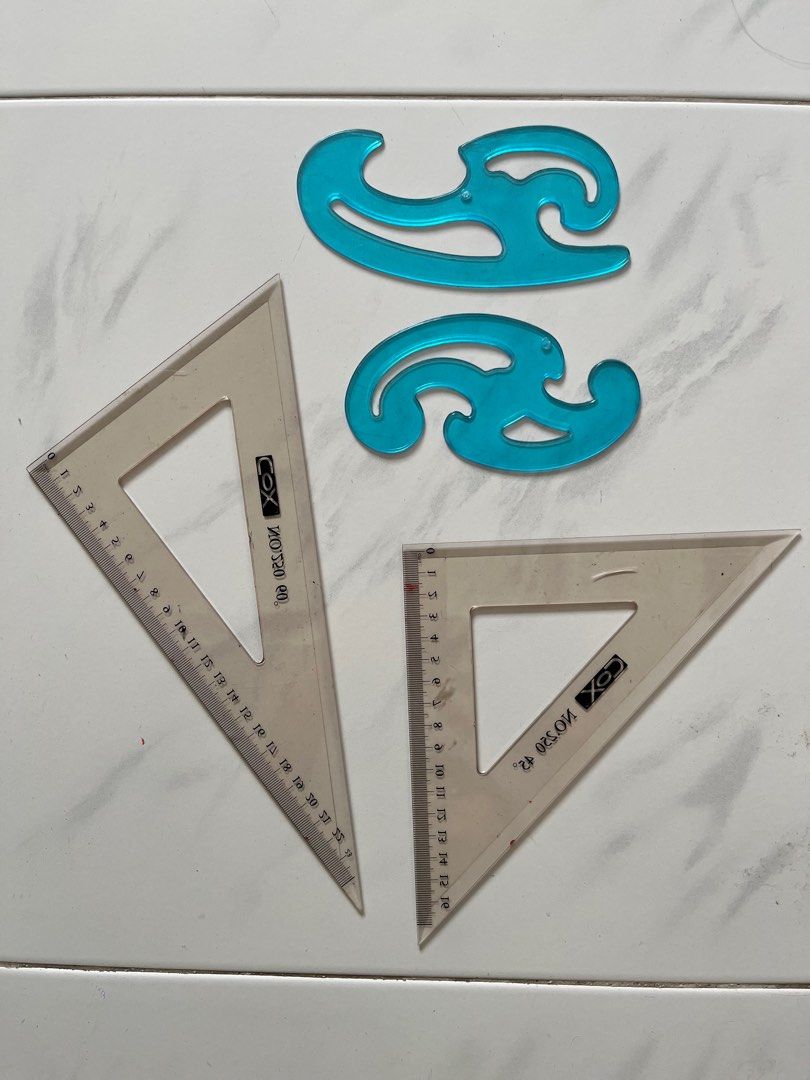 Set square with online french curve