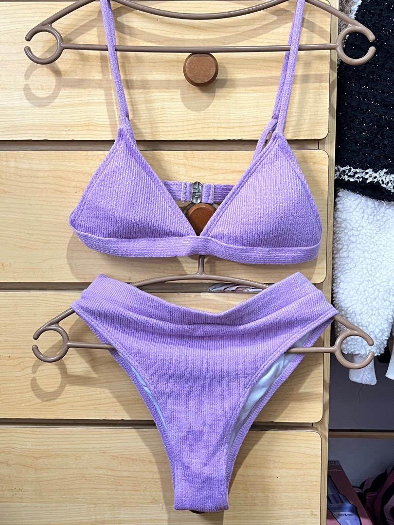 Bikini Set, Women's Fashion, Swimwear, Bikinis & Swimsuits on Carousell