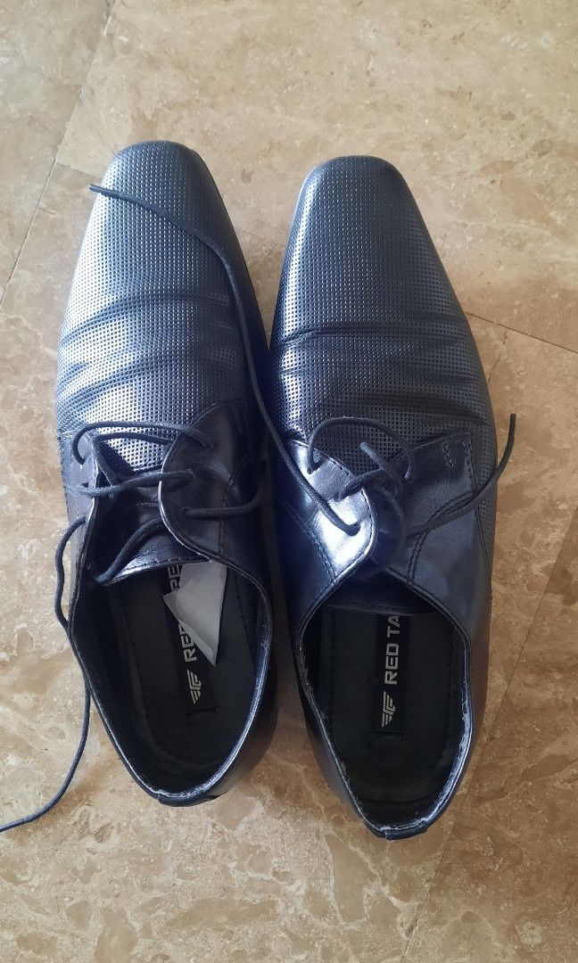Black Shoes, Men's Fashion, Footwear, Casual shoes on Carousell