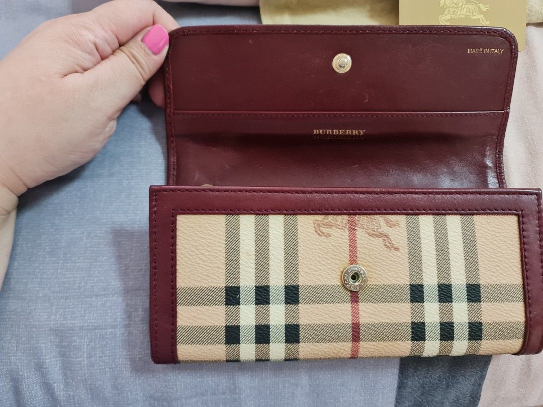 Burberry outlet wallet italy