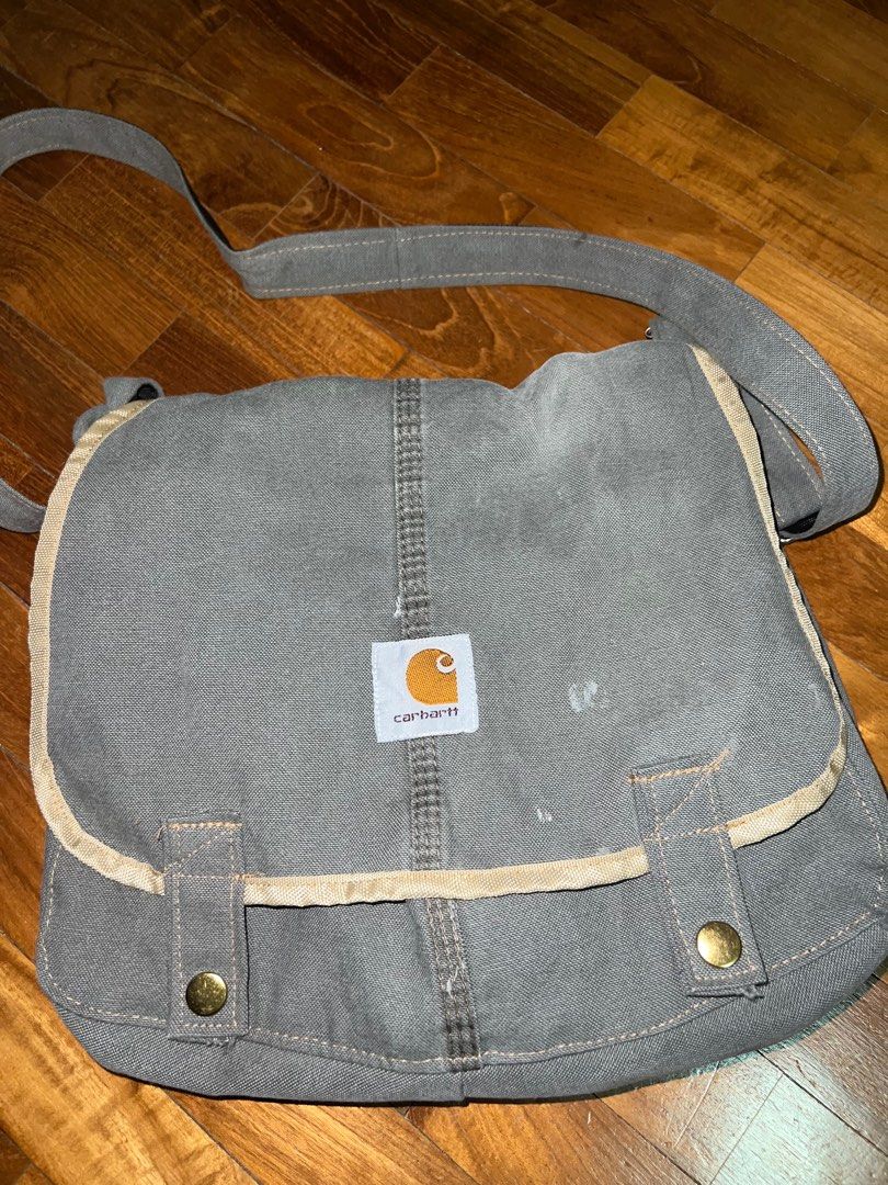 Carhartt Messenger Bag, Men's Fashion, Bags, Sling Bags on Carousell