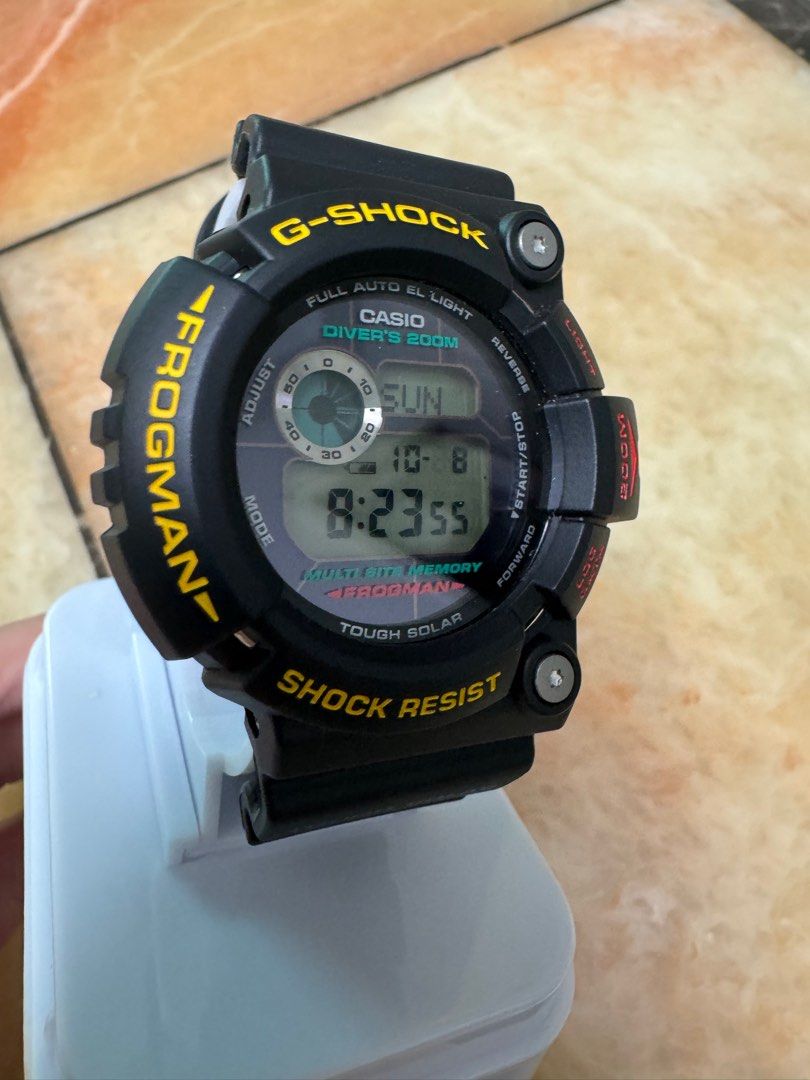 Casio G shock frogman gw-200z, 名牌, 手錶- Carousell