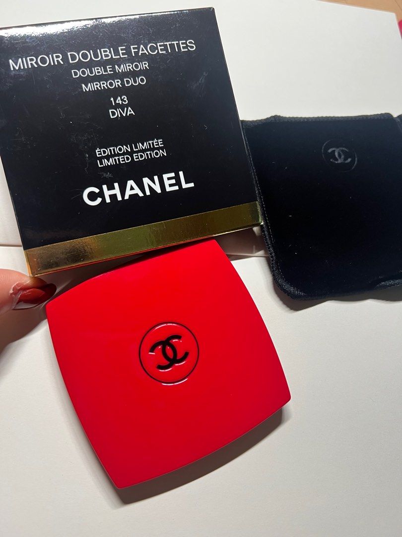 全新)Chanel codes 限量版DIVA mirror, 美容＆化妝品, 健康及美容