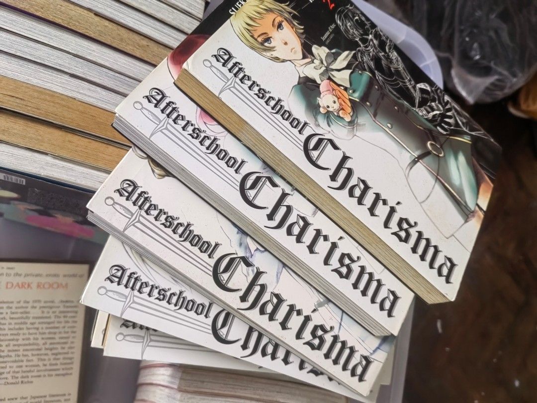 Charisma Manga Set, Hobbies & Toys, Books & Magazines, Comics & Manga