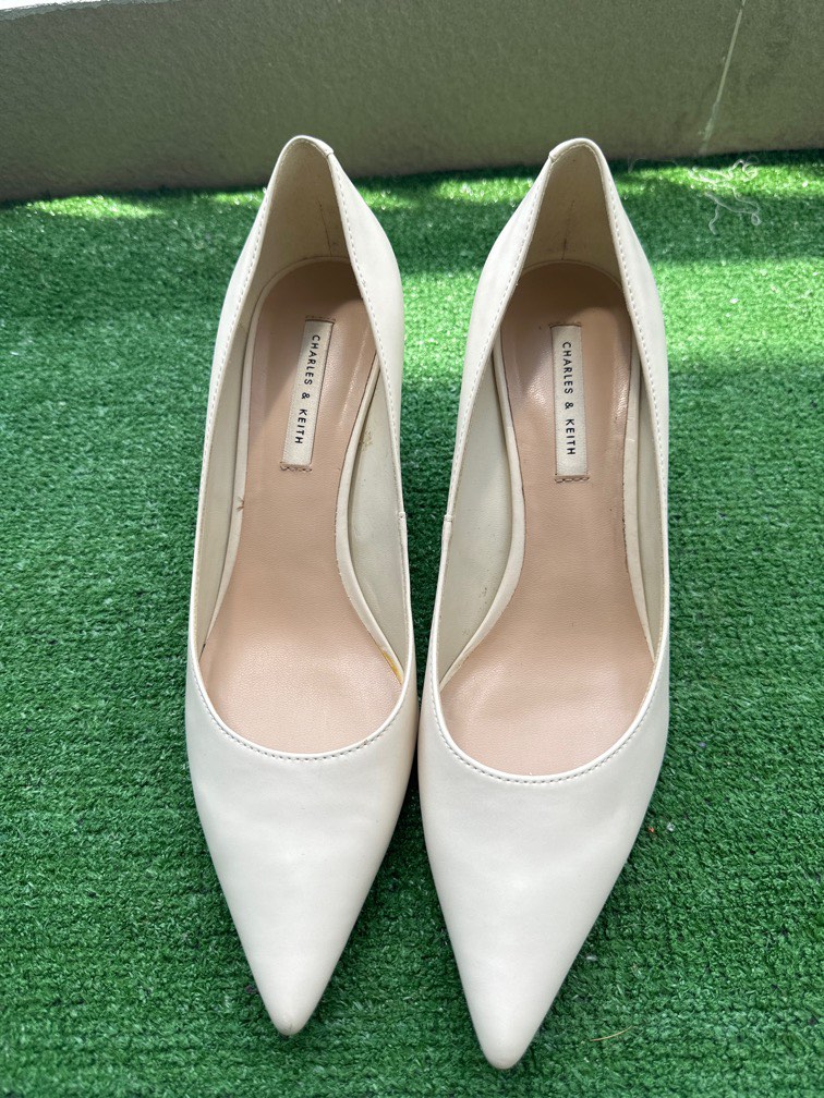 Charles & Keith pumps heels, Women's Fashion, Footwear, Heels on Carousell