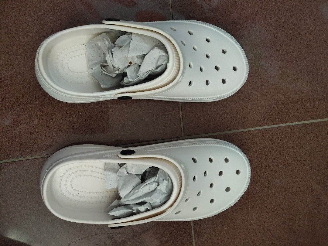 White shoes clearance crocs