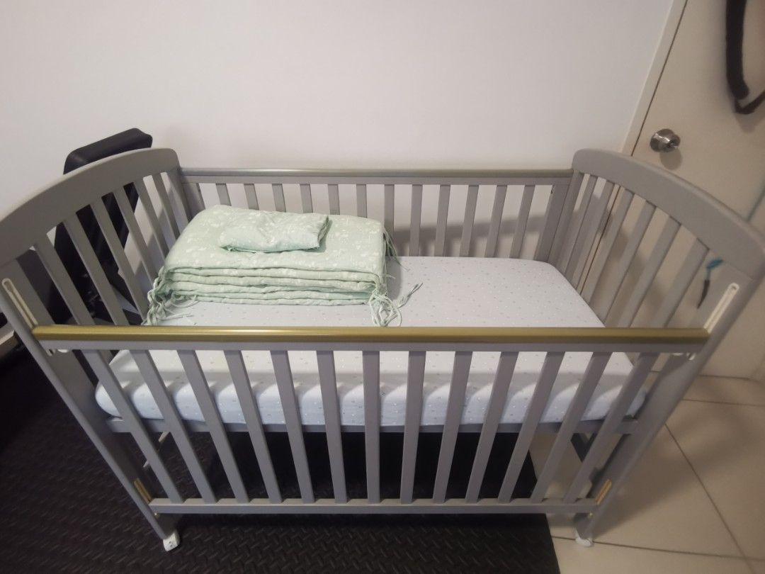 Comfy cot hotsell