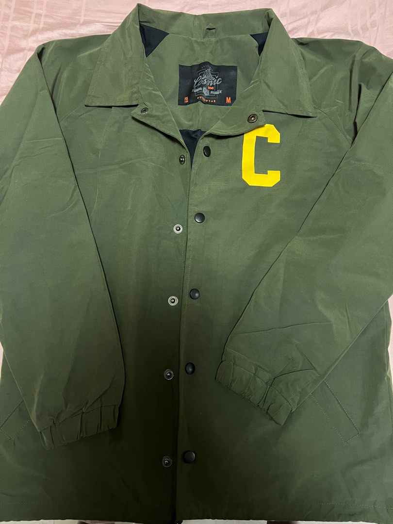 Green jacket, Men's Fashion, Coats, Jackets and Outerwear on Carousell