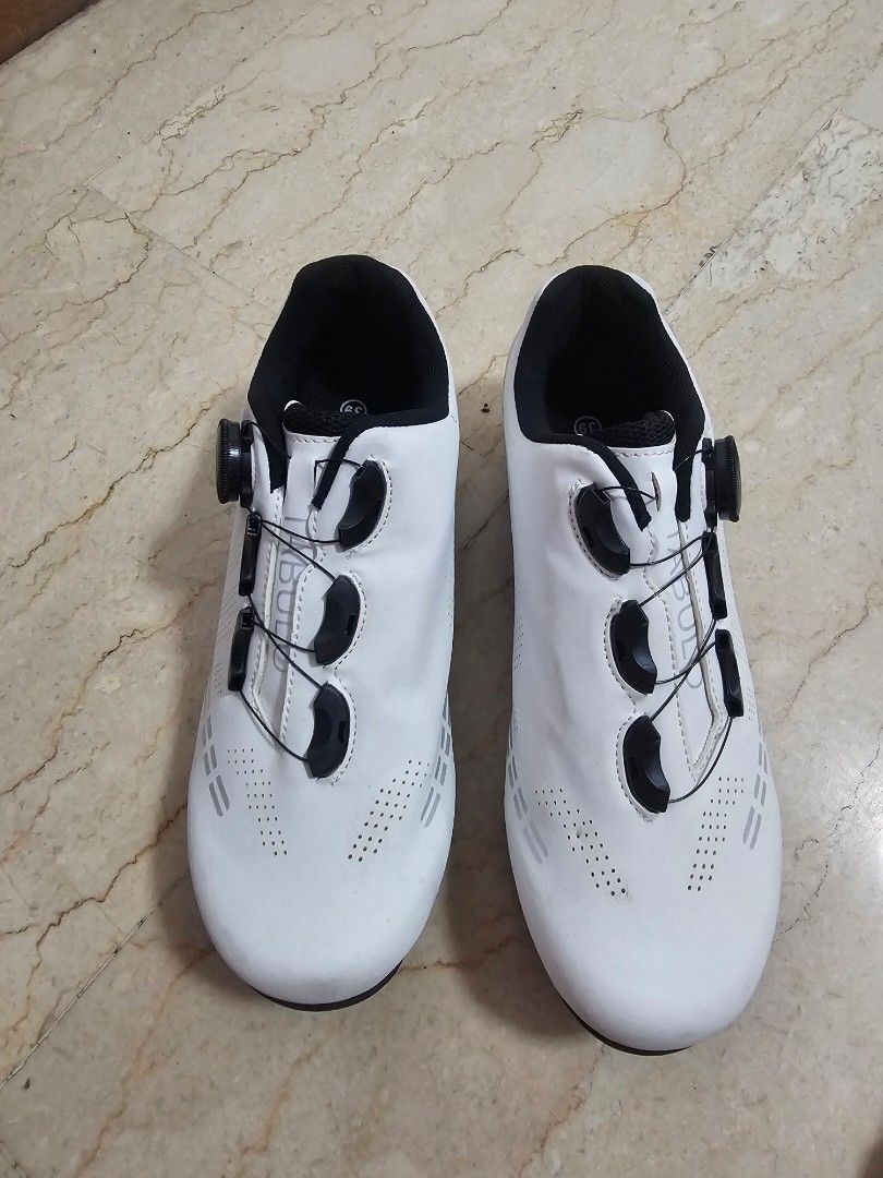 Cycling shoes online without cleats