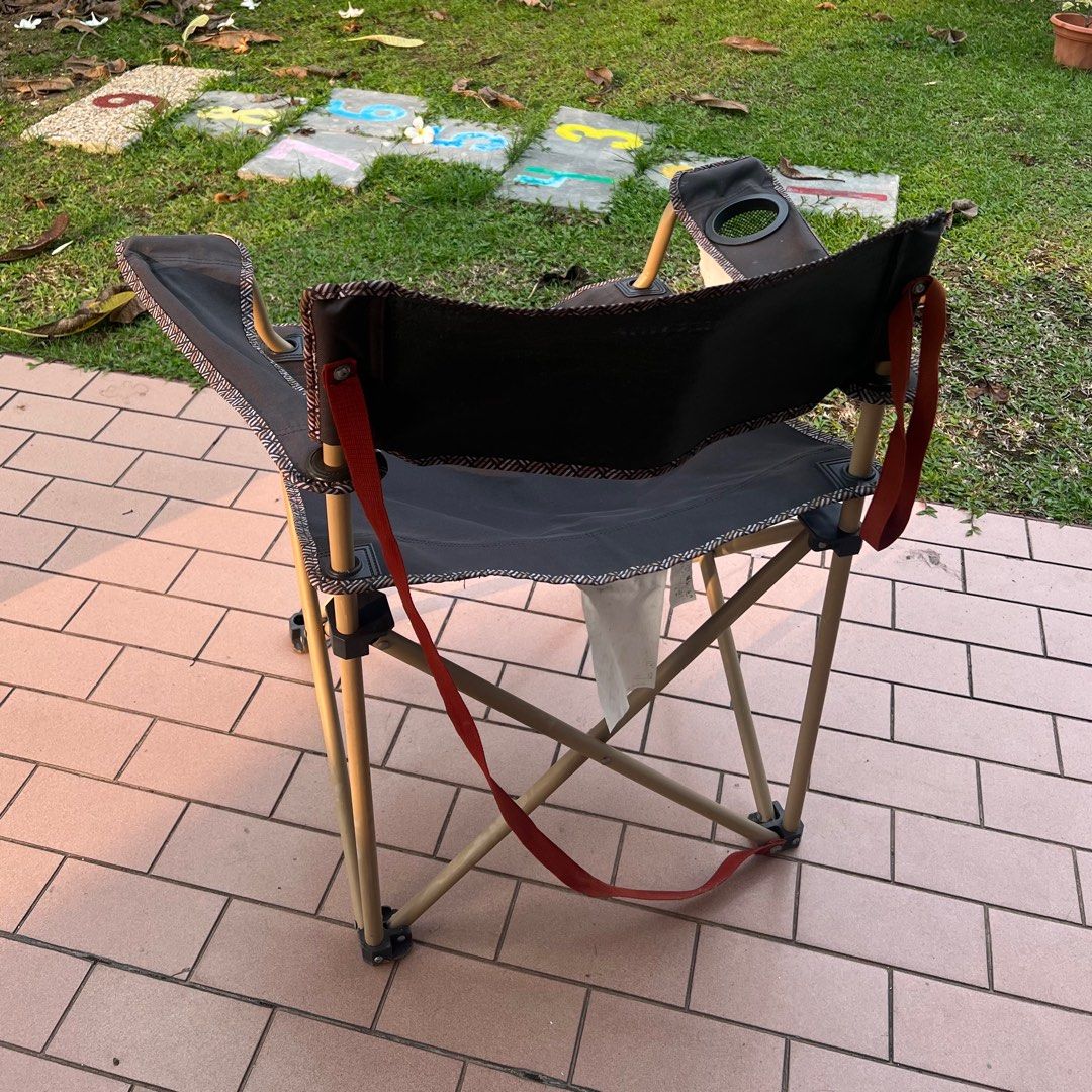 DECATHLON Quechua Large Folding ChairBasic XL Camping Chair, Sports