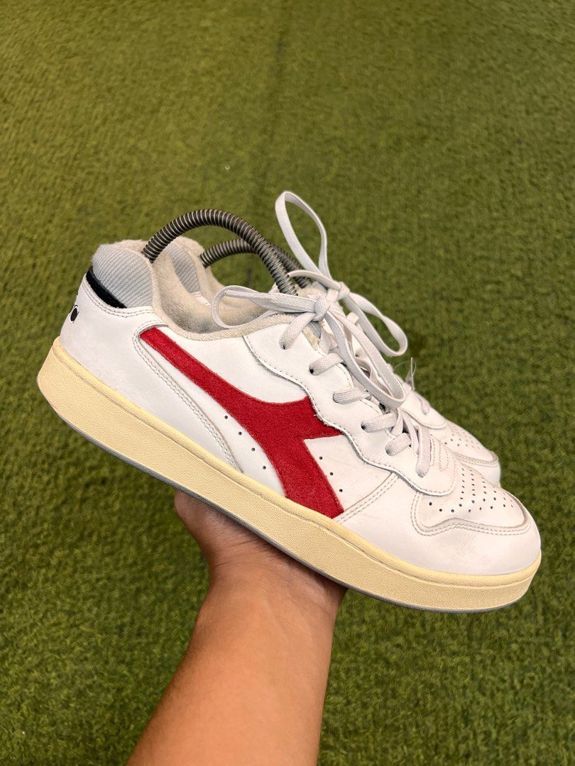 Diadora mi hotsell basket low used