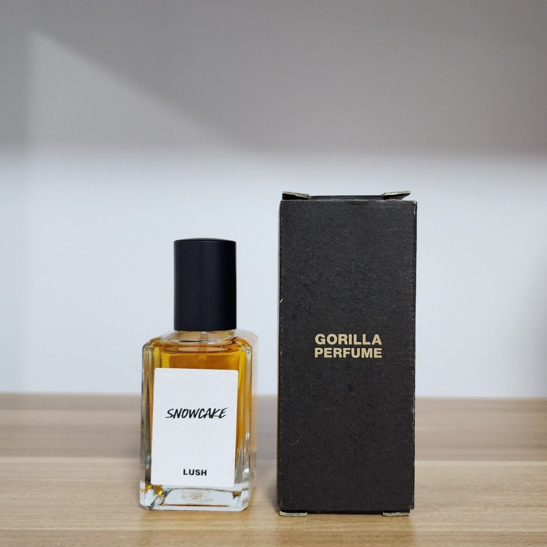 Lush snowcake deals perfume