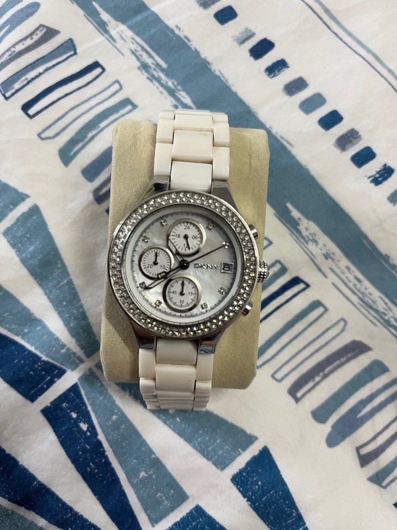 Dkny best sale diamond watch
