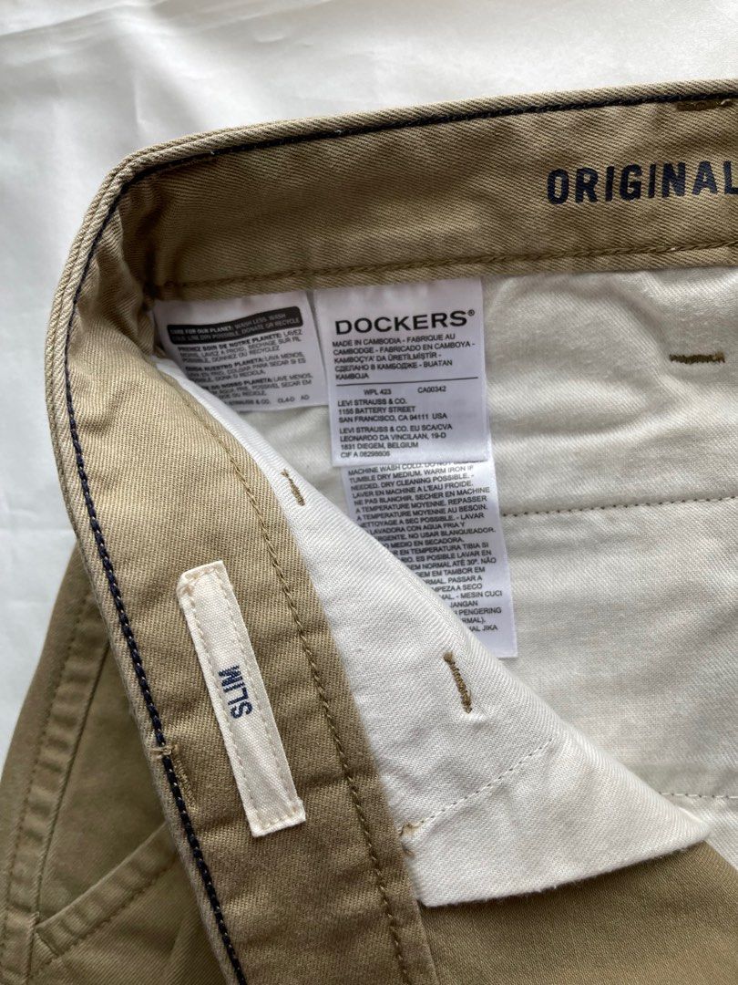 Ca00342 dockers sales