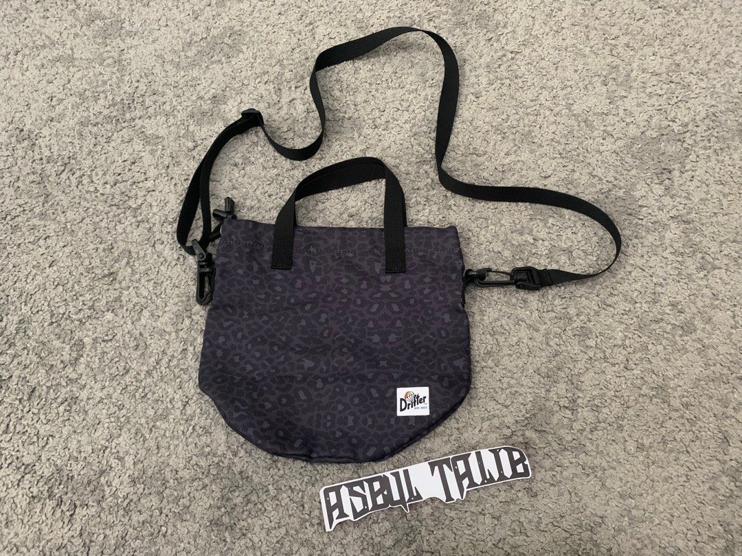 Drifter store drawstring pouch