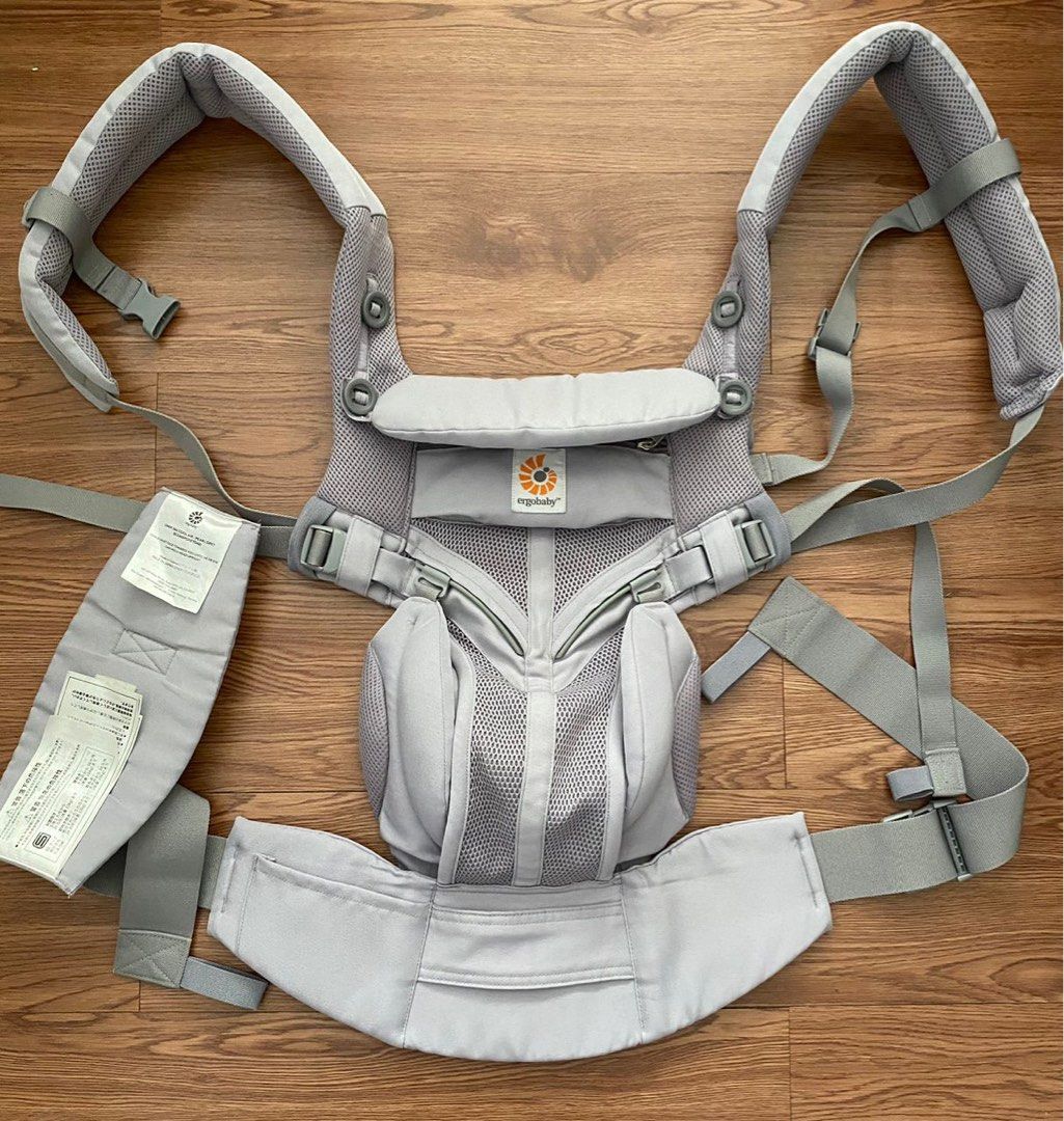 Harga ergobaby top omni 360