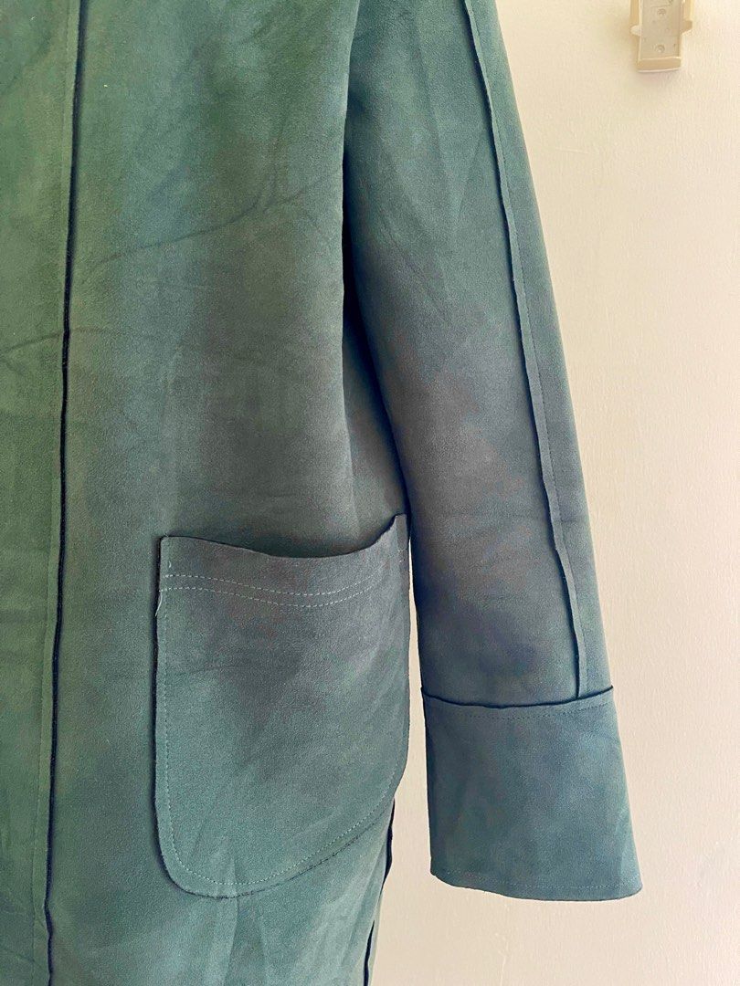 Ever route long coat suede warna hijau botol, Fesyen Wanita, Pakaian ...