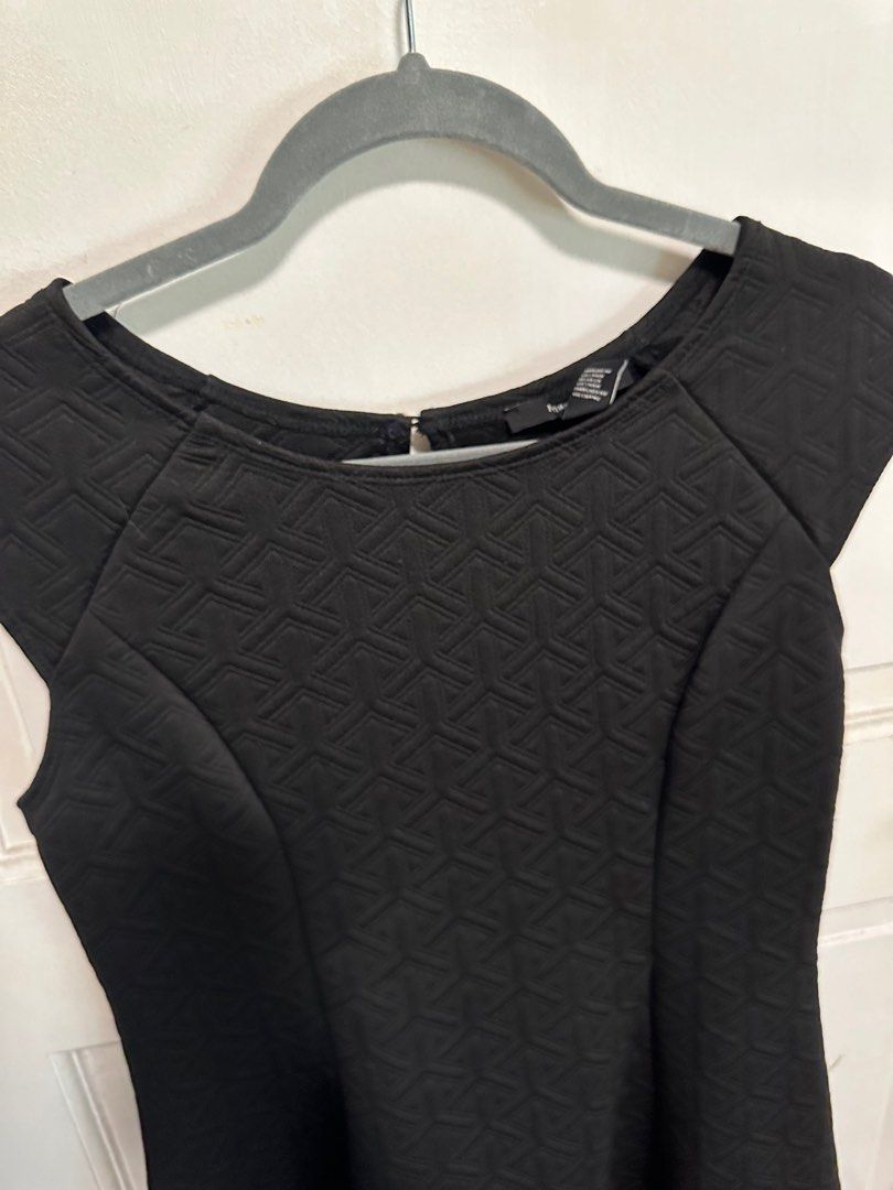 F21 Little Black Dress (Category: Dresses) located in Manila. Submitted by mixandbits (Listing ID 1258971179, Image 3). Description: F21 Little Black Dress used once.