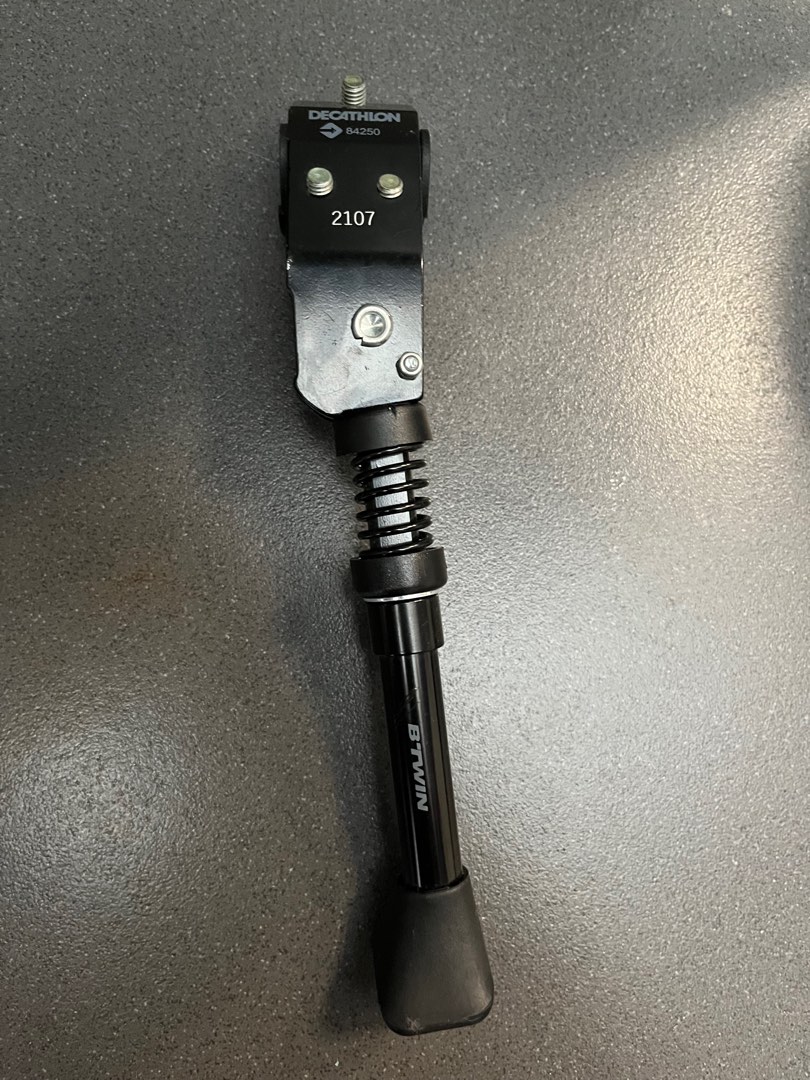 Decathlon bike cheap kickstand