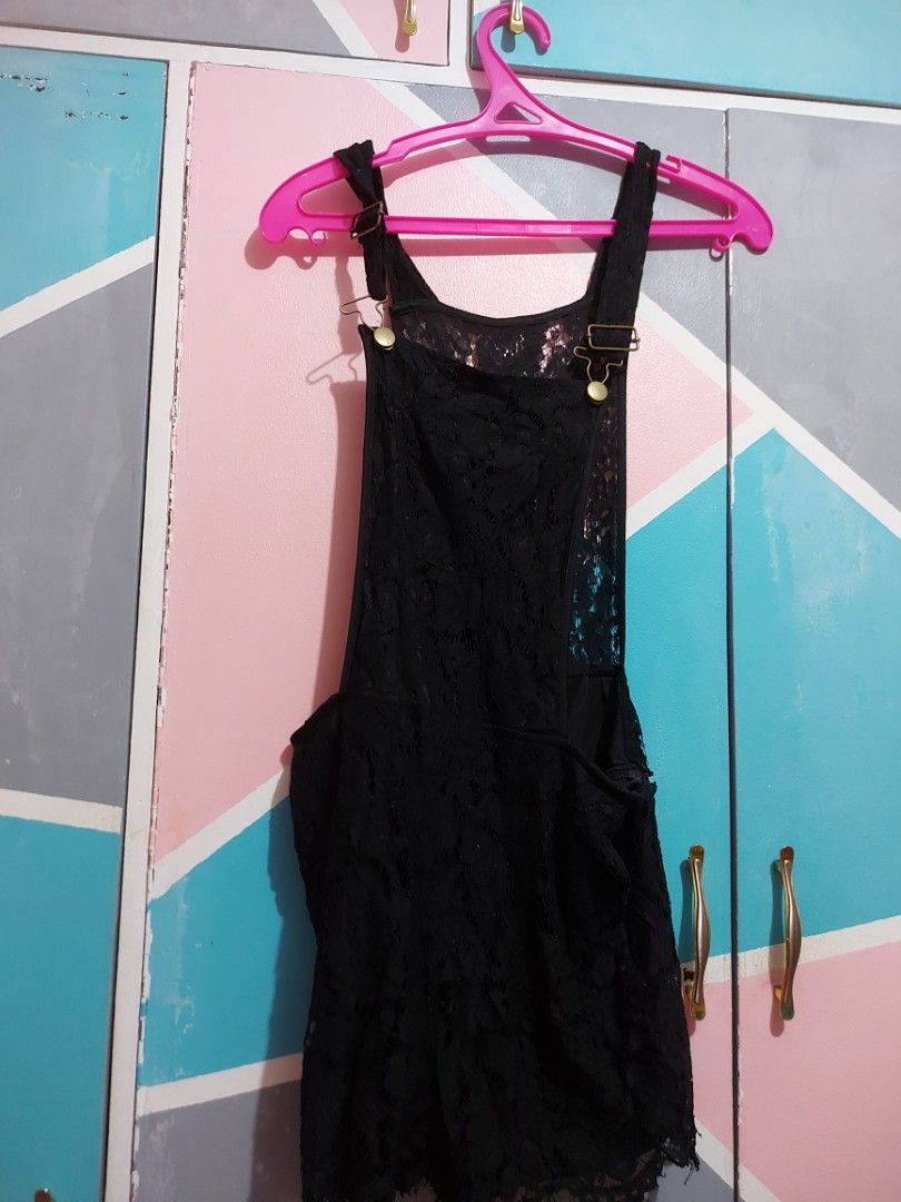 Forever 21 store pink overall dress