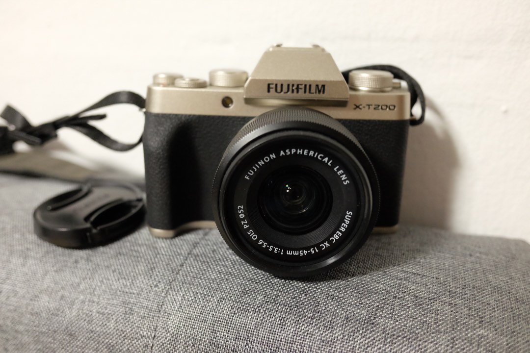 Fujifilm XT200, Photography, Cameras on Carousell