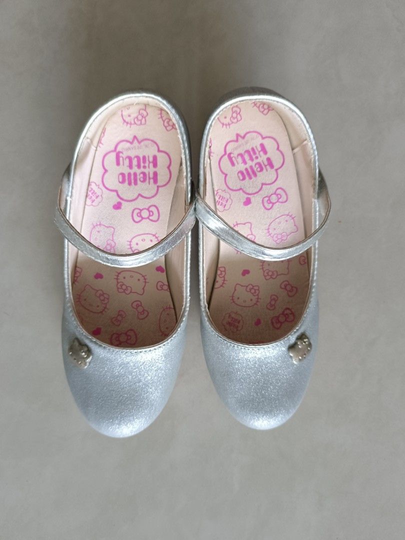 Hello kitty on sale high heel shoes