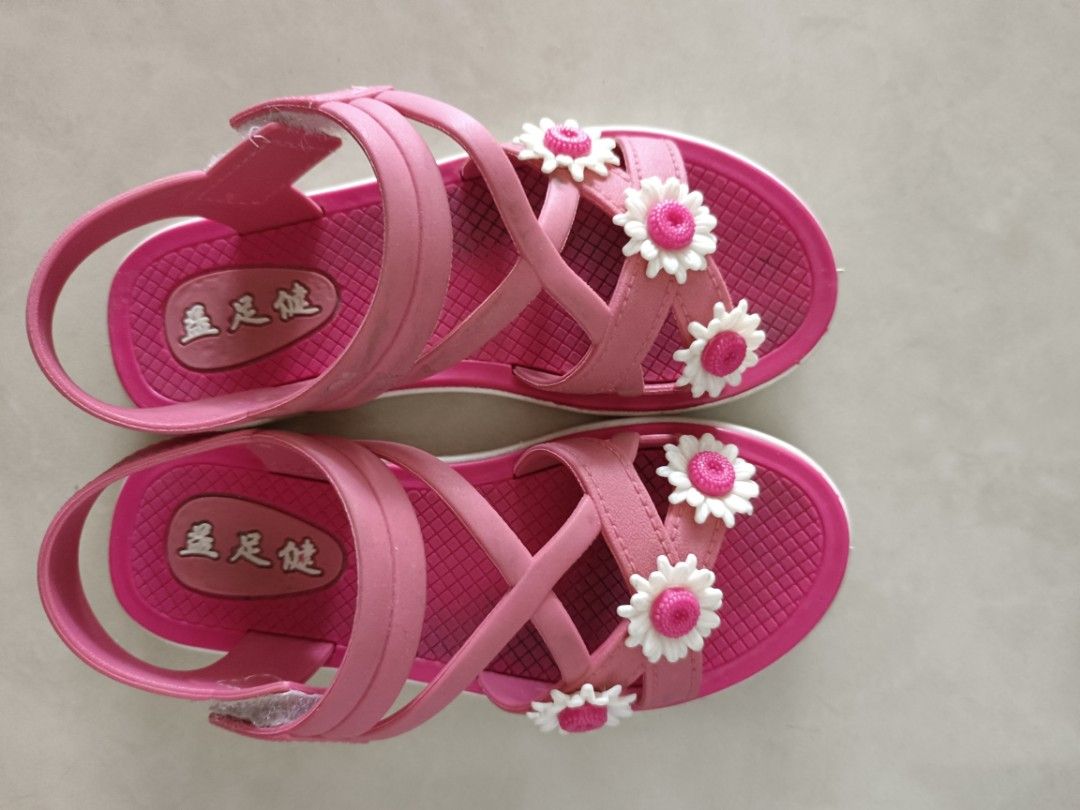 Baby pink hotsell colour sandals