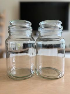 Set of 2 Glass Jars With Wooden Spoons BOXED -  Singapore