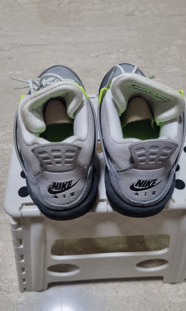 Air jordan 4 retro se neon gs new arrivals