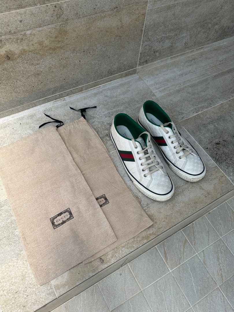 Gucci silver tennis shoes store