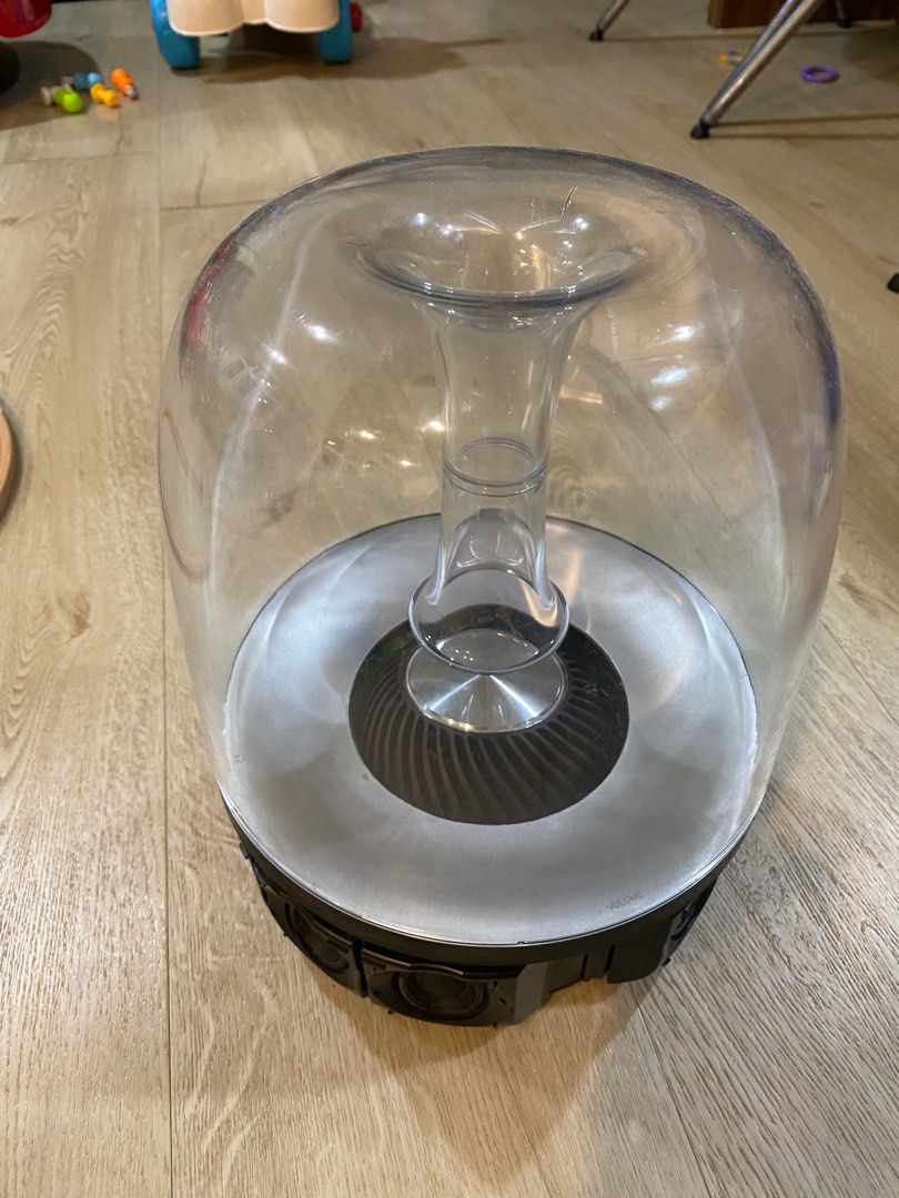 Harman kardon hotsell aura not working