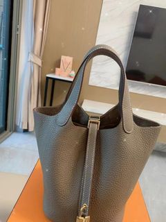 Hermes Birkin 25 Vert Cypress Togo Ghw, Women's Fashion, Bags & Wallets,  Tote Bags on Carousell