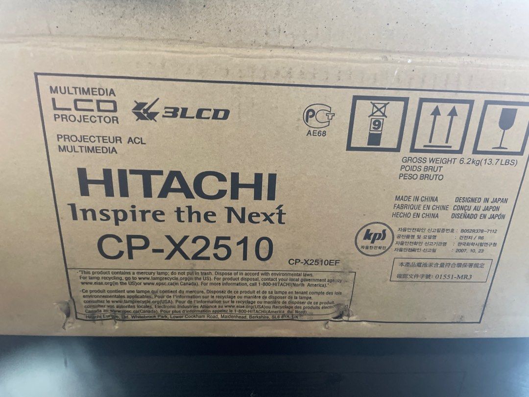 HITACHI CPX2510 projector, Mobile Phones & Gadgets, Other Gadgets on