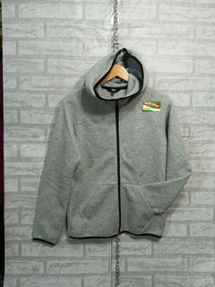 (Kategori: ) berada di . Dikirim oleh sanasini_preloved (ID iklan 1258922022, Gambar 1). Deskripsi: .