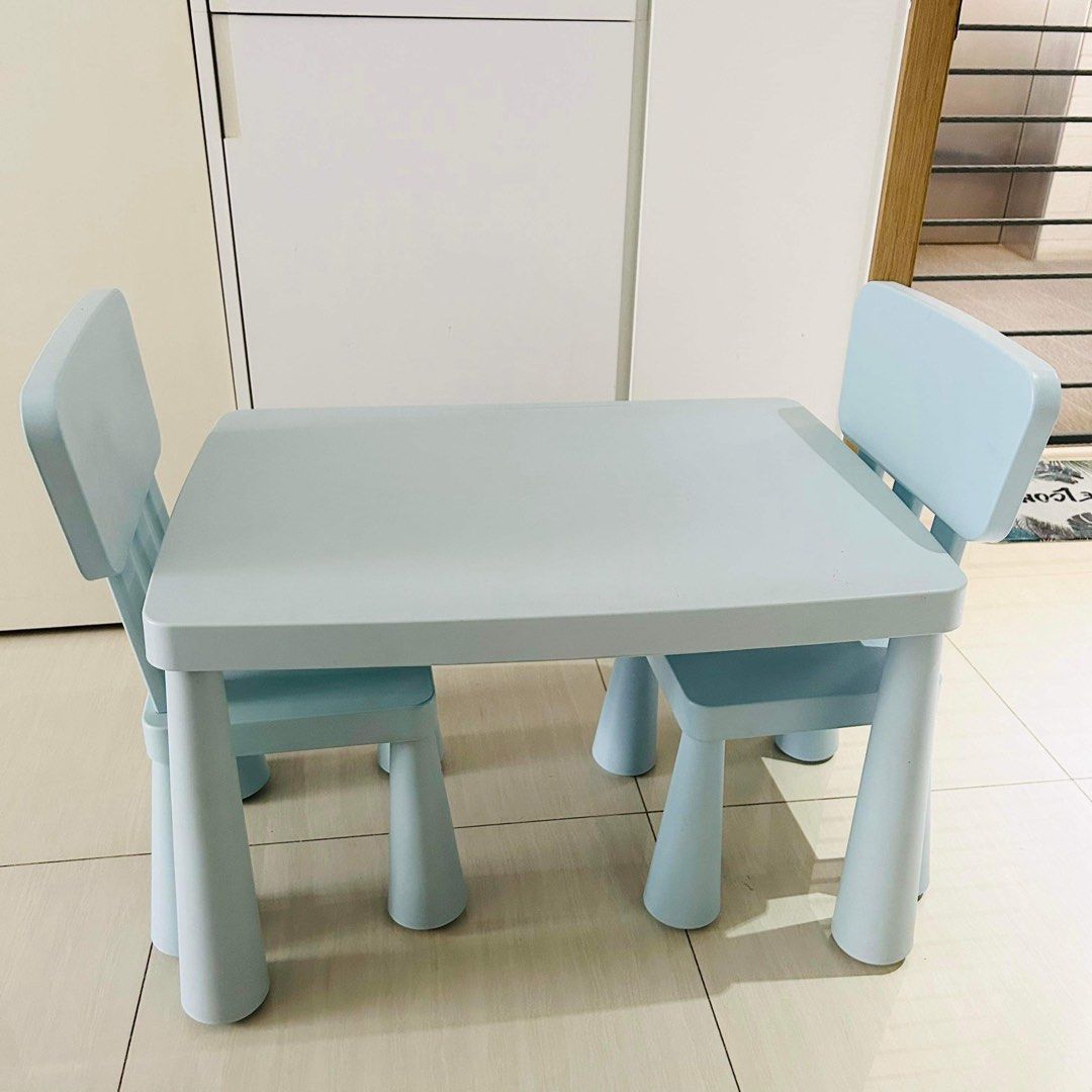 Ikea baby table and on sale chairs