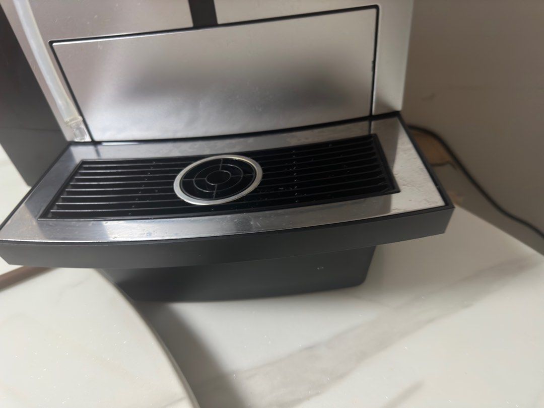 JURA X8 COFFEE MACHINE, TV & Home Appliances, Kitchen Appliances