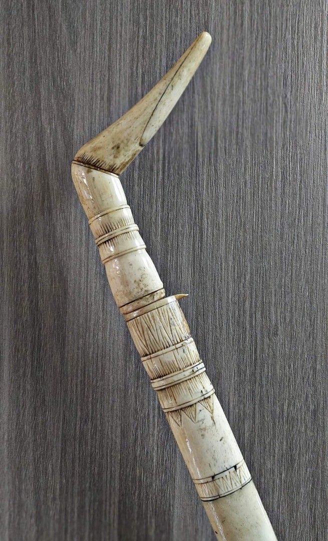 Klewang borneo (Category: Vintage Collectibles) located in Singapore. Submitted by munni92 (Listing ID 1258930219, Image 1). Description: *strictly for decoration/ display, item is not sharp* no low ballers will not entertain unnecessary questions.