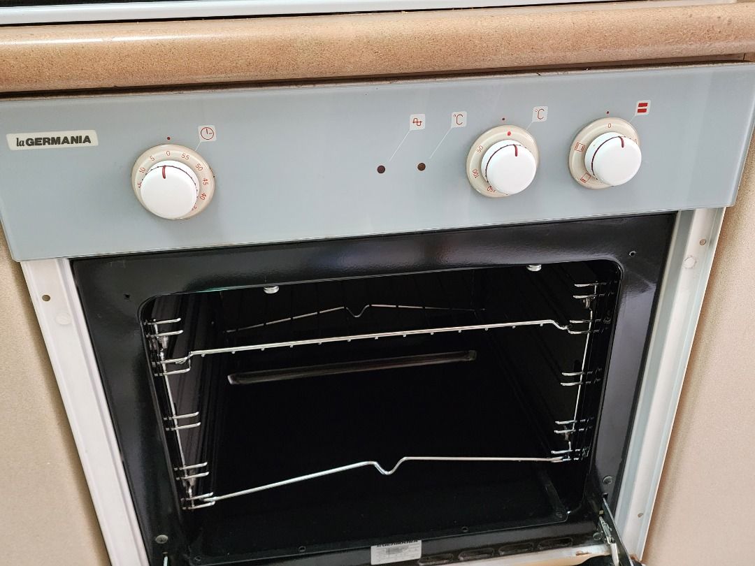 La Germania builtin oven with rotisserie 60cm, TV & Home Appliances