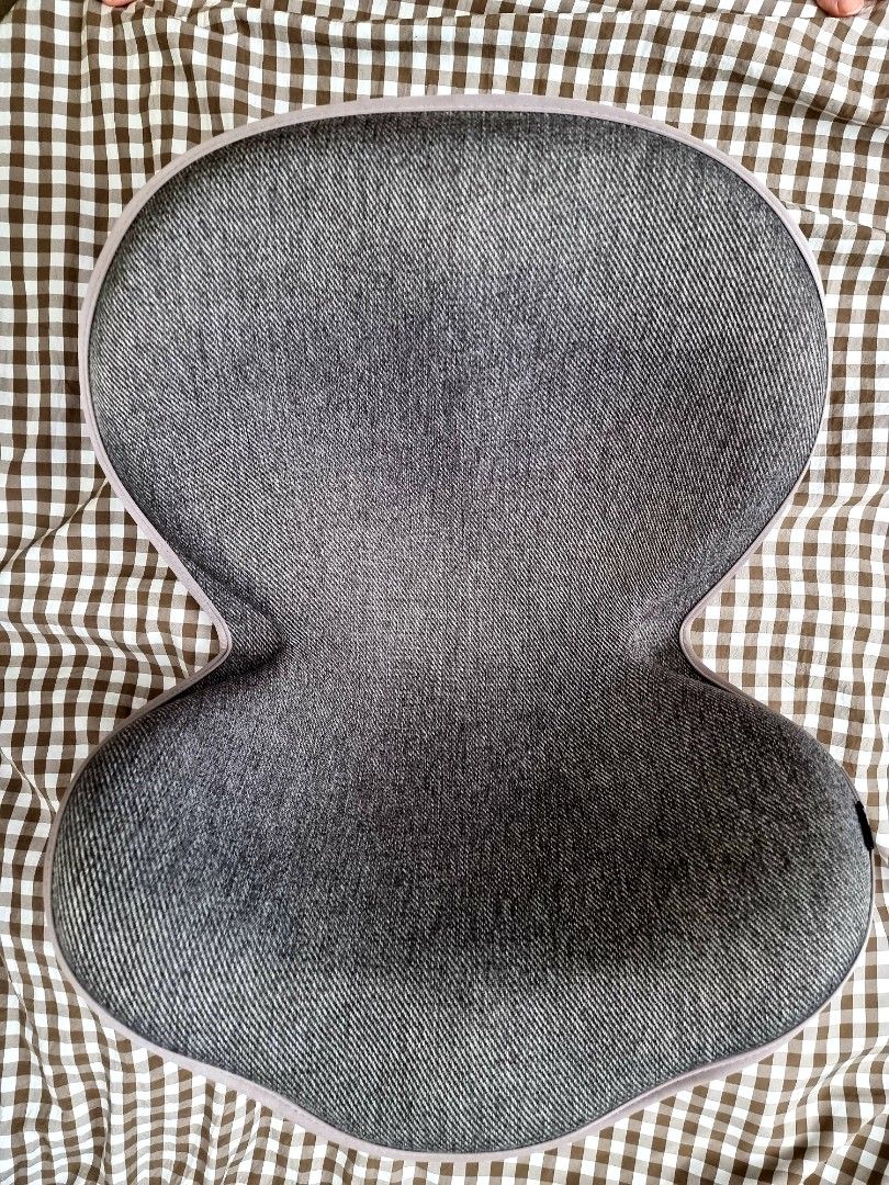 Portable seat cushion clearance with back support