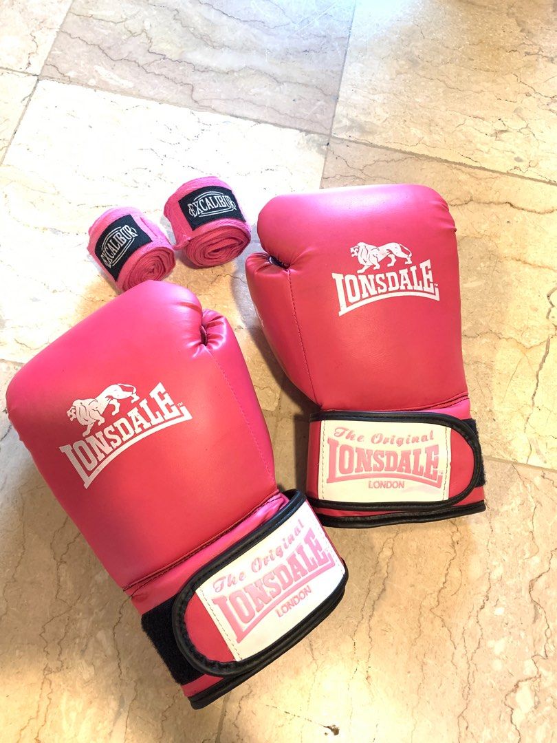 LONSDALE Boxing Gloves with free EXCALIBUR Hand Wraps, Sports Equipment