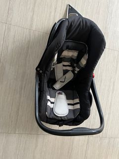 Looping Infant Car Seat
