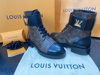 (Category: ) located in . Submitted by abluxebrands (Listing ID 1258918455, Image 1). Description: .
