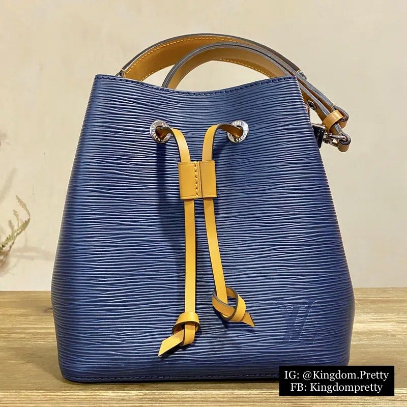 LV Neonoe BB Louis Vuitton, Luxury, Bags & Wallets on Carousell