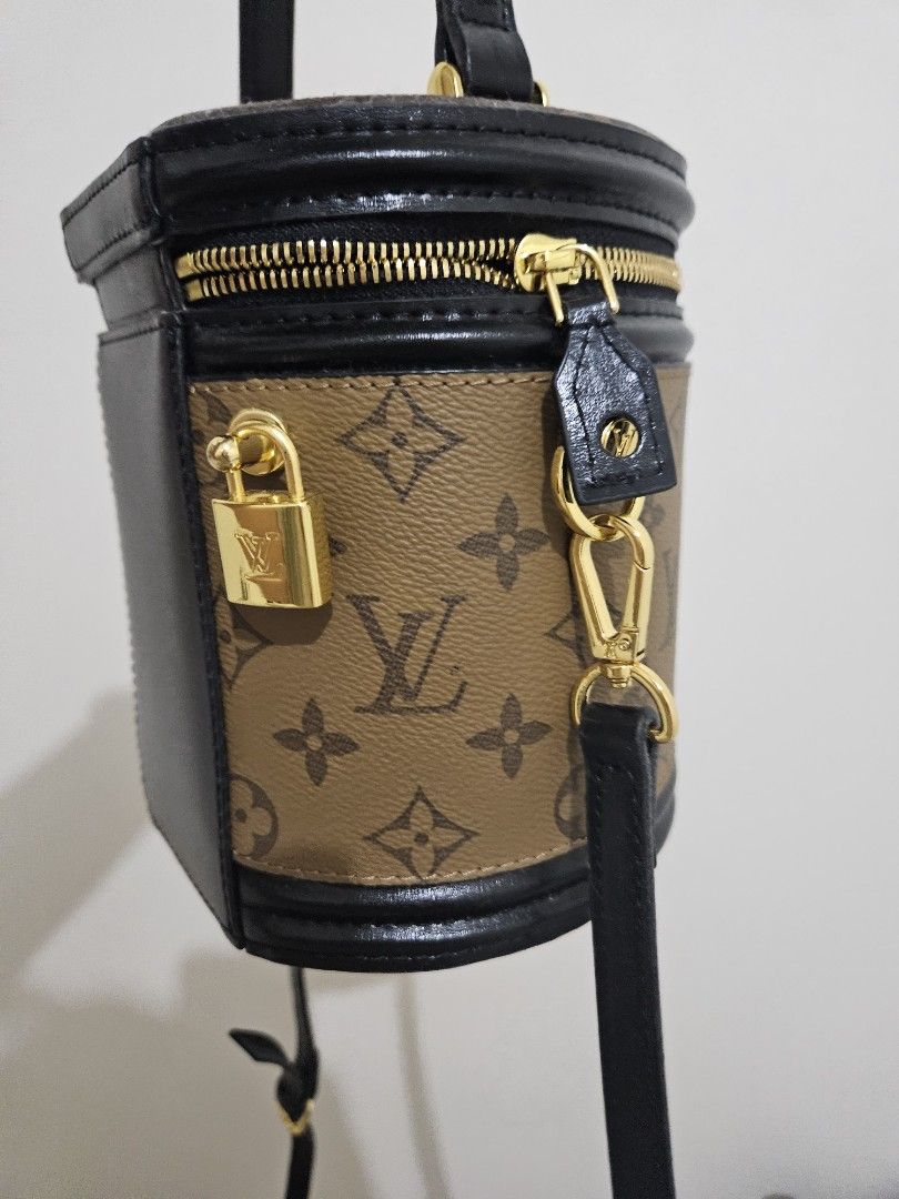 LV Cannes (Category: Luxury Bags & Wallets) located in Mandaluyong City. Submitted by hotlistingsmnl (Listing ID 1259063182, Image 3). Description: LV Cannes japan source coded with lock set, no other inclusions can provide generic dust bag no issue hardware in pristine condition payment first thru gcash loc, pasig sf care of buyer no return no exchange.